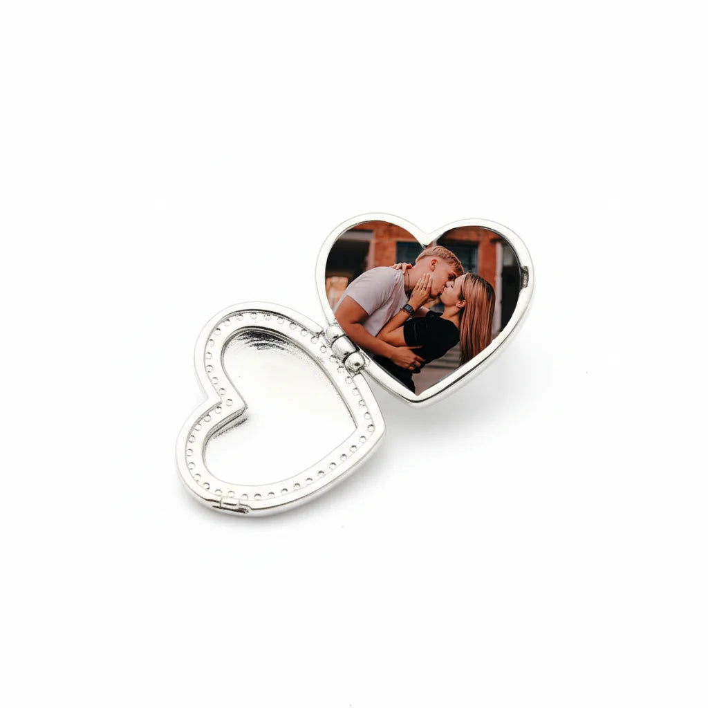 Locket Ring 002 Img02